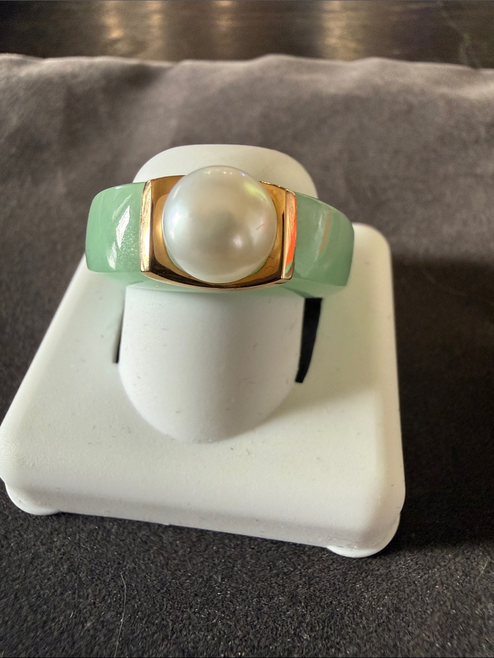 Jade Pearl Gold Pearl size 8 NEW never worn